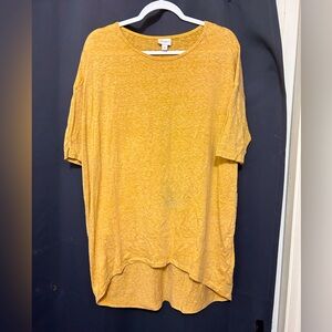 M LuLaRoe Yellow Tshirt